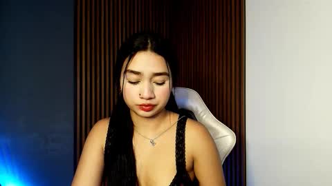 luna and banji online show from September 21, 6:06 am