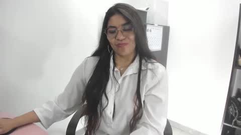 Snapshot of luna_dumont chatting on October 13, 11:45 am luna online show from October 13, 11:45 am