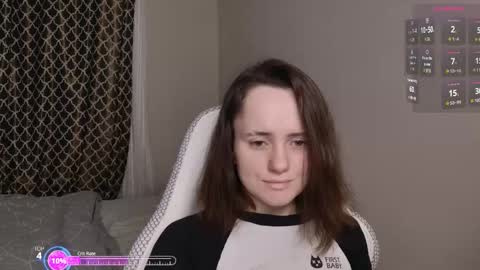 luna_loveeee online show from January 11, 4:40 am