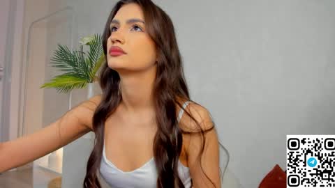 luna_mee online show from April 2, 1:51 pm