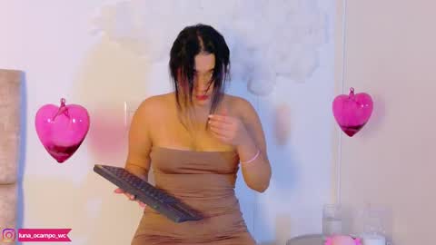   online show from January 5, 8:01 pm