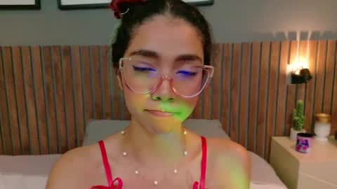 LUNA  online show from November 21, 4:05 pm