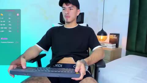 Luna Stanford online show from December 5, 8:28 pm