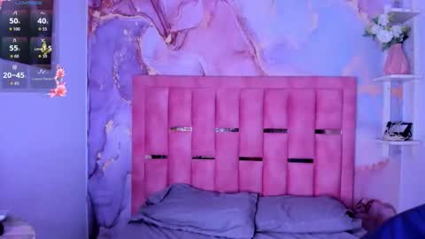 Luna  online show from November 27, 12:13 pm