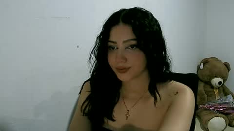Snapshot of lunaa_sub chatting on March 5, 1:52 am lunaa_sub online show from March 5, 1:52 am