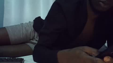 lunalove22_ online show from October 12, 4:21 pm