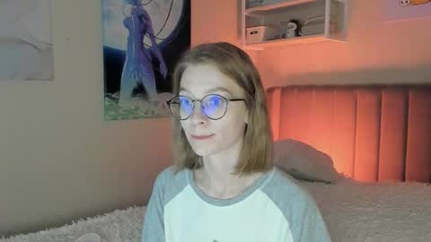 Snapshot of lunar_sofia chatting on September 14, 3:02 pm Sofia online show from September 14, 3:02 pm