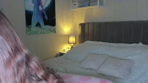 Snapshot of lunar_sofia chatting on February 25, 6:23 pm Sofia online show from February 25, 6:23 pm