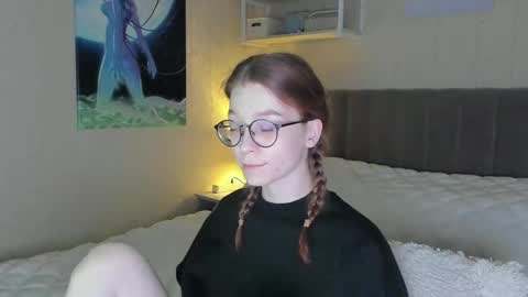 Snapshot of lunar_sofia chatting on March 3, 2:39 pm Sofia online show from March 3, 2:39 pm