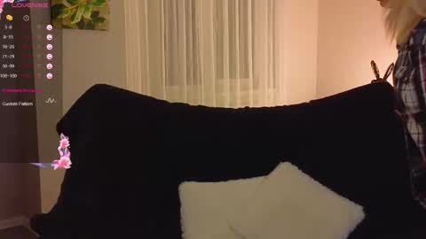 Kelly online show from November 16, 2:52 pm