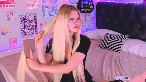 lunariafox online show from July 29, 8:53 pm