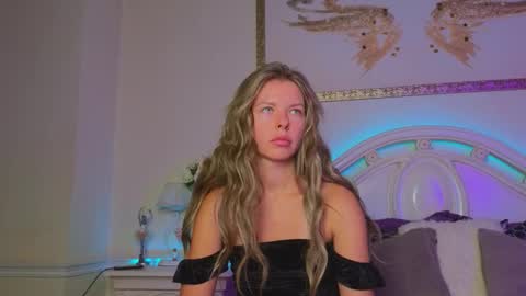 Luna Rishi online show from September 21, 11:58 am