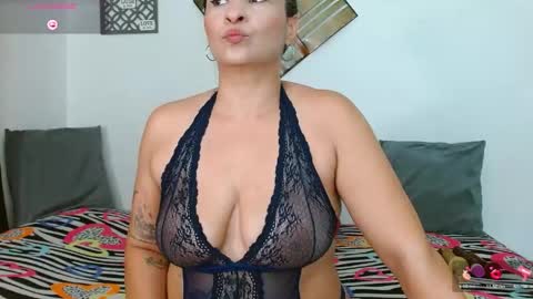 Luna  online show from June 3, 2:36 am