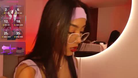 Luna   online show from February 18, 3:17 am