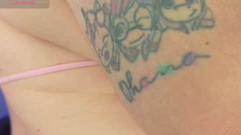 L U N I T A  online show from March 27, 6:19 am