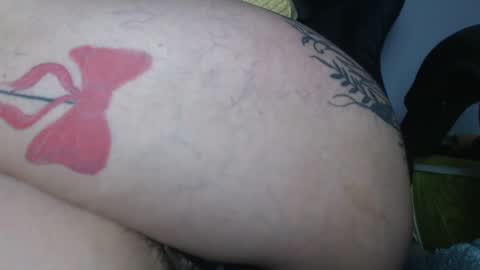 Snapshot of lunitaqueen_ chatting on March 4, 8:35 am Luna Tamara online show from March 4, 8:35 am