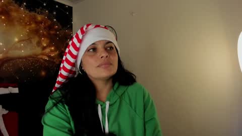 Snapshot of lust_mom chatting on December 21, 3:42 pm Angela 3 online show from December 21, 3:42 pm