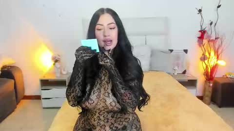 lustful__babe online show from November 21, 12:03 pm