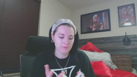 LustfulLives online show from December 4, 11:30 pm