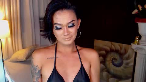 AdriannaFowks online show from March 20, 7:24 am