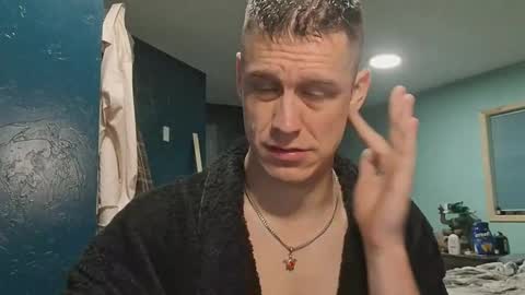  GUY ---  GIRL online show from March 25, 9:16 am