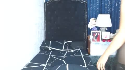 Snapshot of lustress_katalina69 chatting on February 17, 11:55 am lustress_katalina69 online show from February 17, 11:55 am
