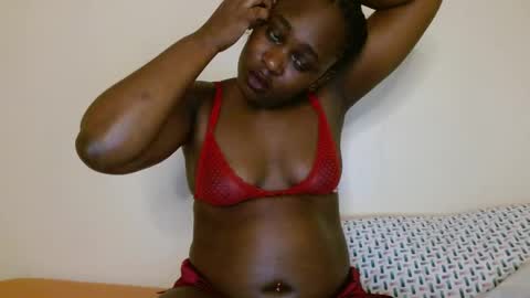 lustrous-choco online show from February 26, 10:02 pm