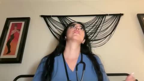 luxcher22 online show from April 16, 4:56 am