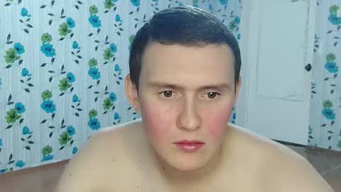 Snapshot of luxeboy_ chatting on October 13, 7:49 pm Mike online show from October 13, 7:49 pm