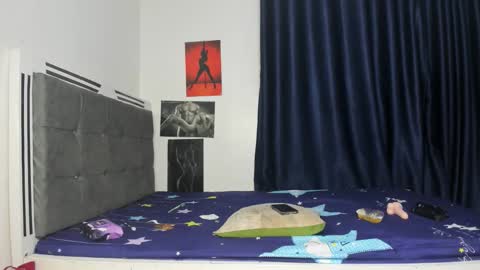 luxedollxoxoo online show from May 14, 8:29 pm
