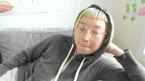 LuxGray online show from March 21, 8:57 pm