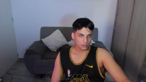 luxrx online show from July 14, 6:02 pm