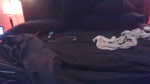 LV2BWCHD online show from December 11, 8:28 pm