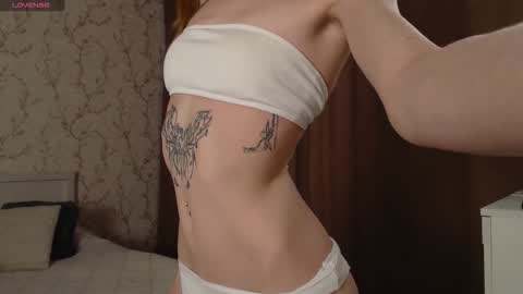 ly lydia online show from February 25, 3:43 am