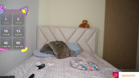 Snapshot of lya_aron_couple chatting on September 24, 8:04 pm lya_aron_couple online show from September 24, 8:04 pm