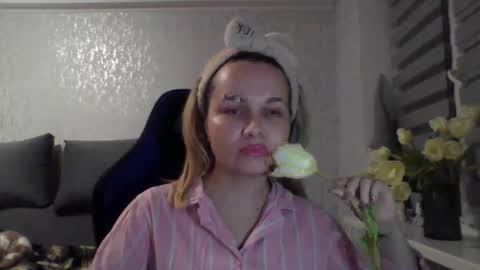 Tina online show from March 14, 9:08 pm