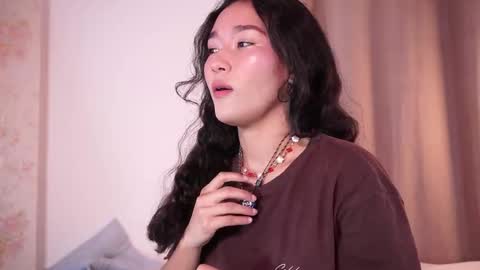 Lyhana Lee online show from March 16, 4:11 pm