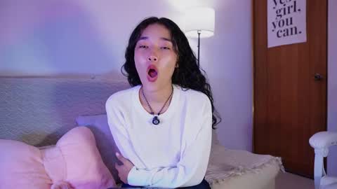 Lyhana Lee online show from November 14, 6:43 pm