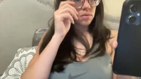 Olivia online show from January 31, 9:01 pm