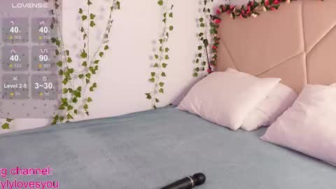 Snapshot of lyly_loveyou chatting on October 7, 5:47 am Lyly online show from October 7, 5:47 am