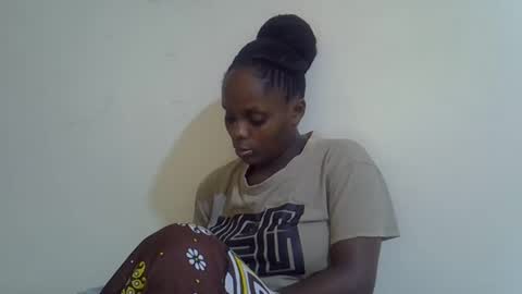 lyn_anna online show from April 13, 10:19 am