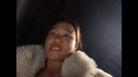 lyn_eva online show from March 14, 10:14 pm