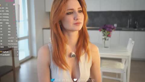 Snapshot of lynnalltop chatting on October 16, 4:34 am Natasha online show from October 16, 4:34 am