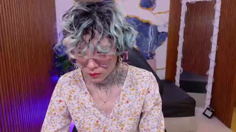 lyra_tay online show from July 15, 8:35 pm
