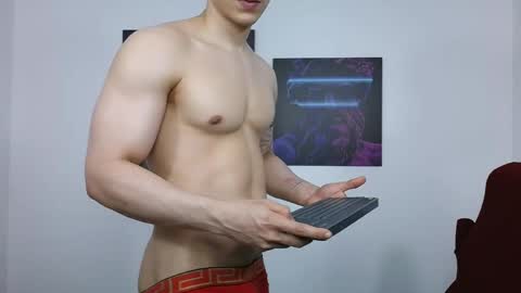 Lysan online show from April 18, 7:58 pm