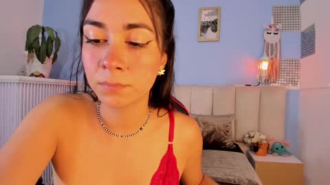 Snapshot of lyzzi_smith01 chatting on January 24, 10:51 pm Lizzy smith online show from January 24, 10:51 pm