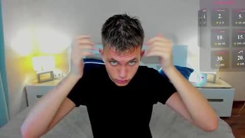 m0neyken_ online show from June 30, 3:28 am