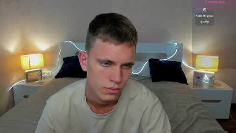 m0neyken_ online show from July 3, 3:00 am