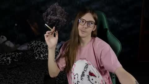 Snapshot of m1shq chatting on March 4, 9:54 pm m1shq online show from March 4, 9:54 pm