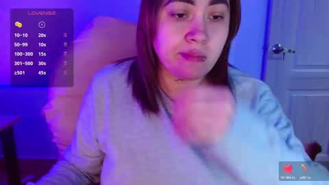 Snapshot of m33li chatting on October 7, 1:23 am Meli online show from October 7, 1:23 am